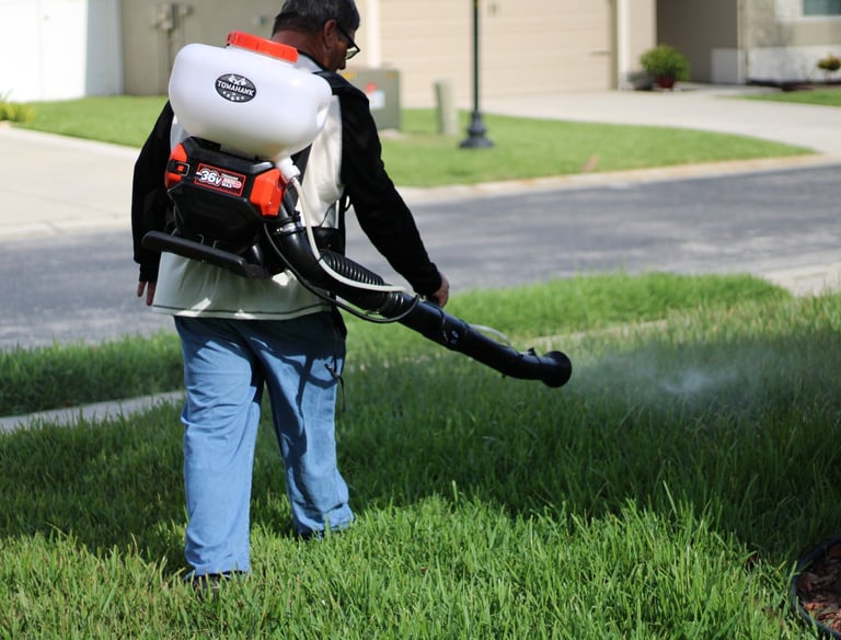 Professional mosquito spraying for residential mosquito control