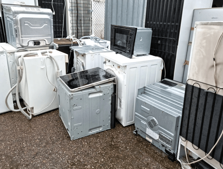 LuMOV entsorgt Elektrogeräte und Spezialabfälle umweltgerecht in Luzern