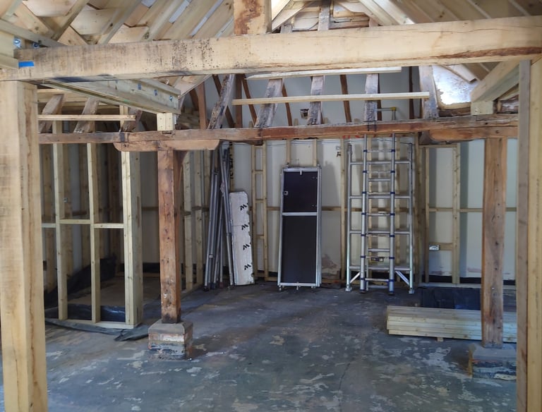 A house extension under constructions