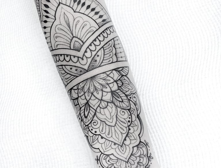 Mandala tattoo professional