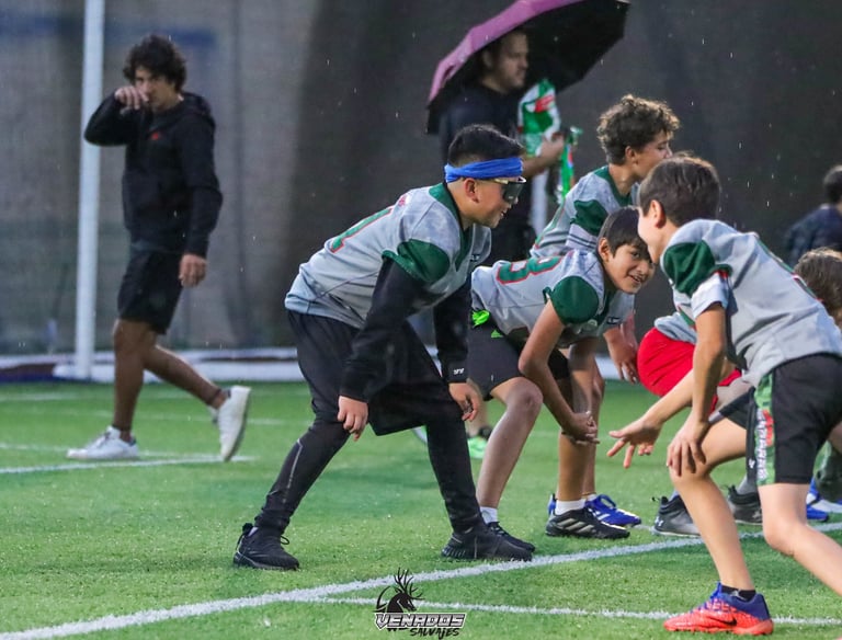 Jugadores de Venados Salvajes entrenando