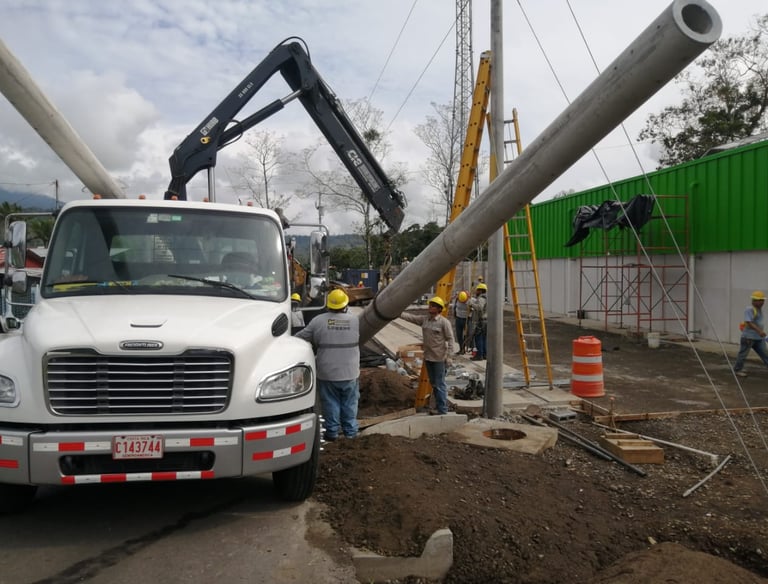 servicio electrico comerciales residenciales
