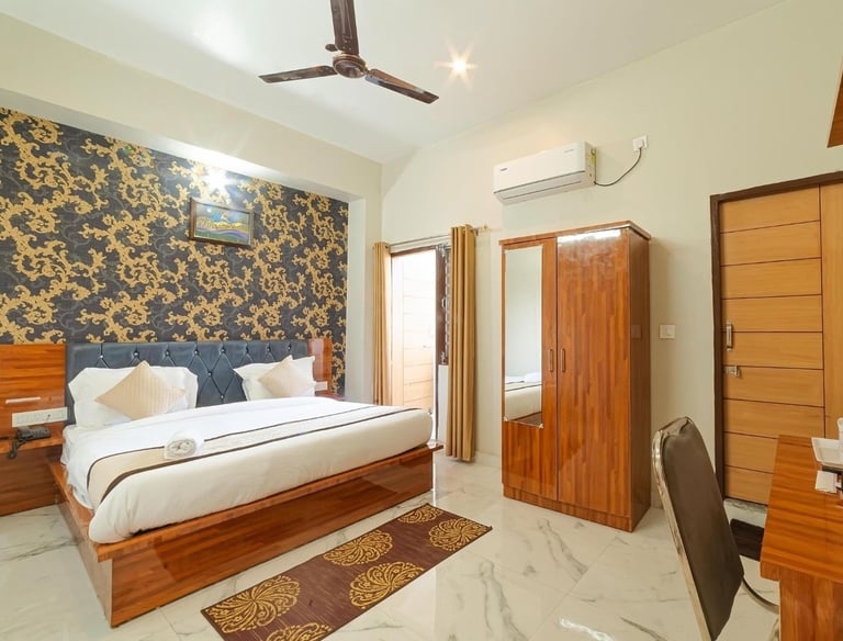 hotel rudra room photo
