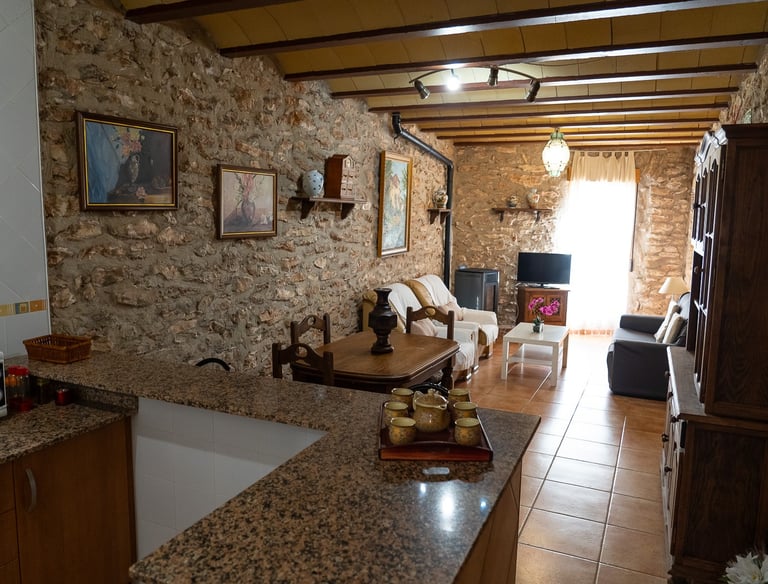 Cocina-comedor en la primera planta de Carmens Rural, Sant Jordi