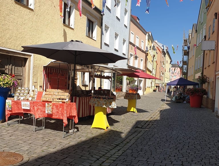 Genuss- und Raritätenmarkt  5. Juli 2025 Donaugasse Vilshofen