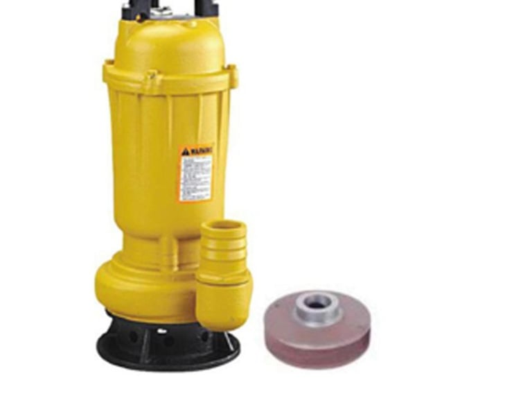 submersile pump and sump pump for water drainage