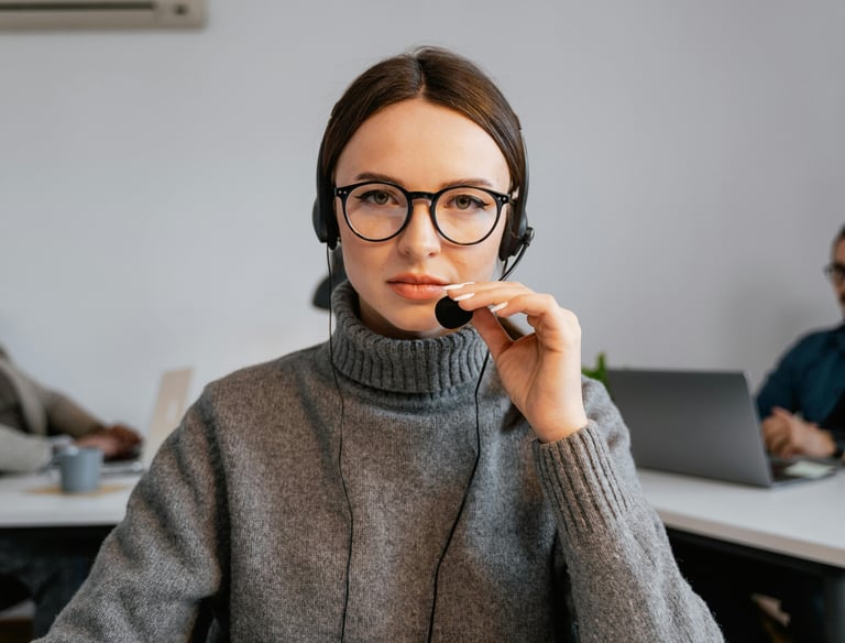 senior customer support specialist