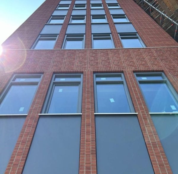 Bedrijfspanden schoonmaken in Assen