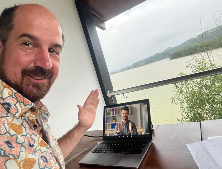 consultant spécialiste dans les voyages au Vietnam