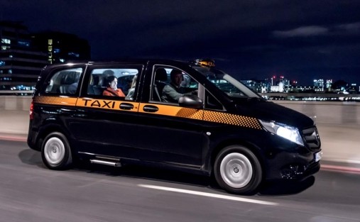 Taxi van à Paris pour groupe vers CDG Orly ou Beauvais