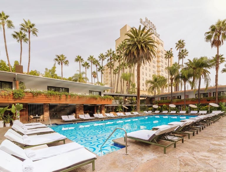 hotel-roosevelt-los-angeles-pool-outside