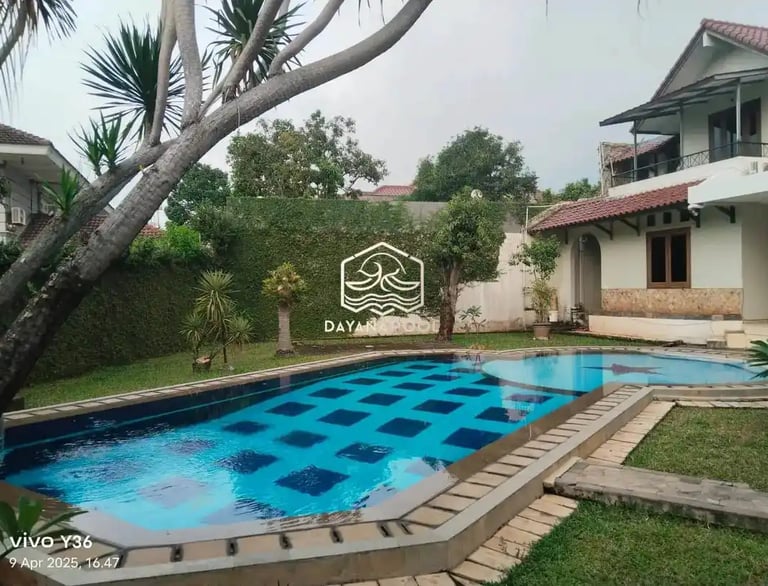kolam renang mewah dan elegan buatan dayanapool