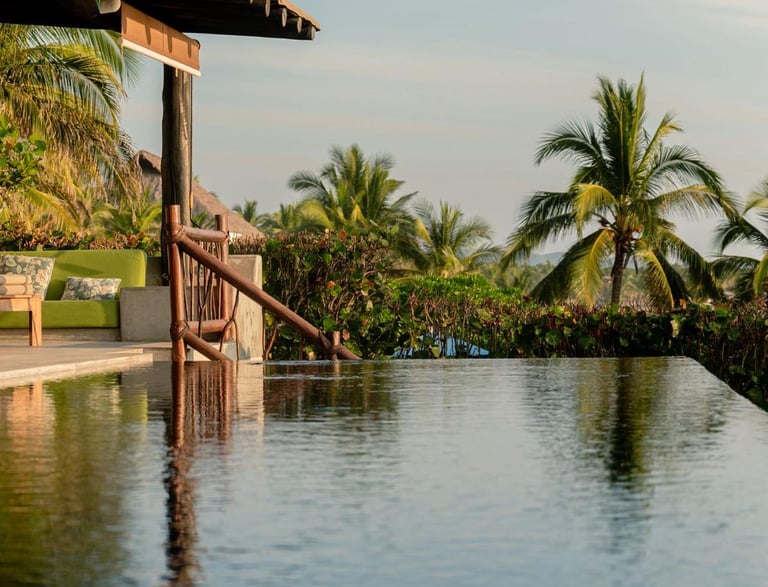 PLACE x SALADITA RENTALS