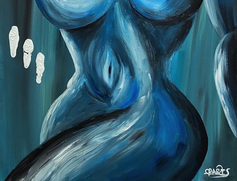 une peinture abstraite dans les tons bleus du corps d'une femme nue de face