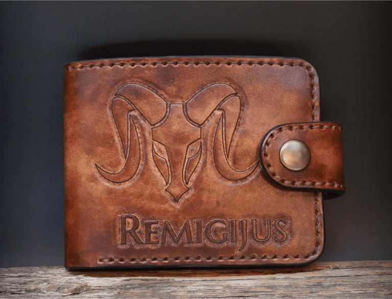 Personalized wallet