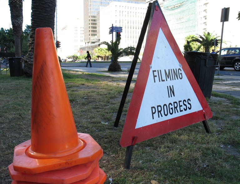 Road Sign Filming in progress Cape Town South Africa- Panneau film en cours Le cap Afrique du Sud
