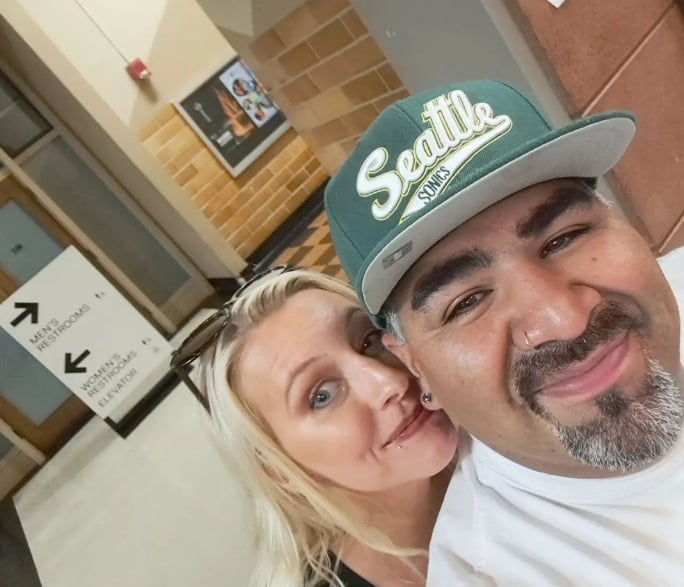 Joke Daddy and his wife