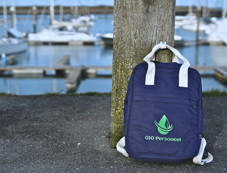 A picture of a backpack with 010personeel company logo