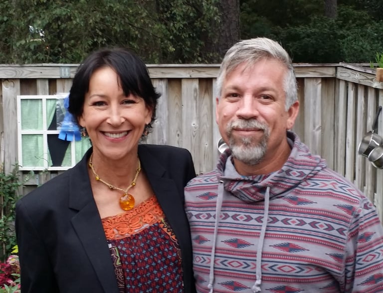 A picture of Daryl and Janet Graybill, the owners.