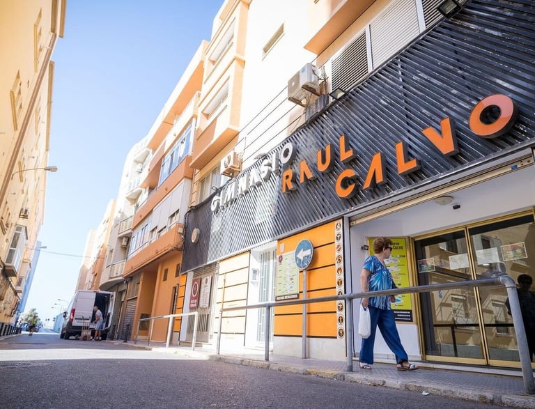 Gimnasio Kensei Jiu-Jiusu, Calle Raúl Calvo, 2