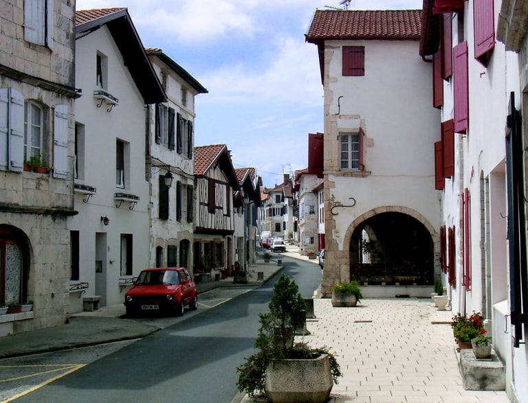 Rue Saint-Jacques à Bidache