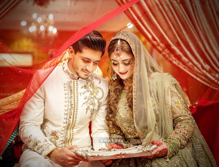 Arsi-mushaf desi couple