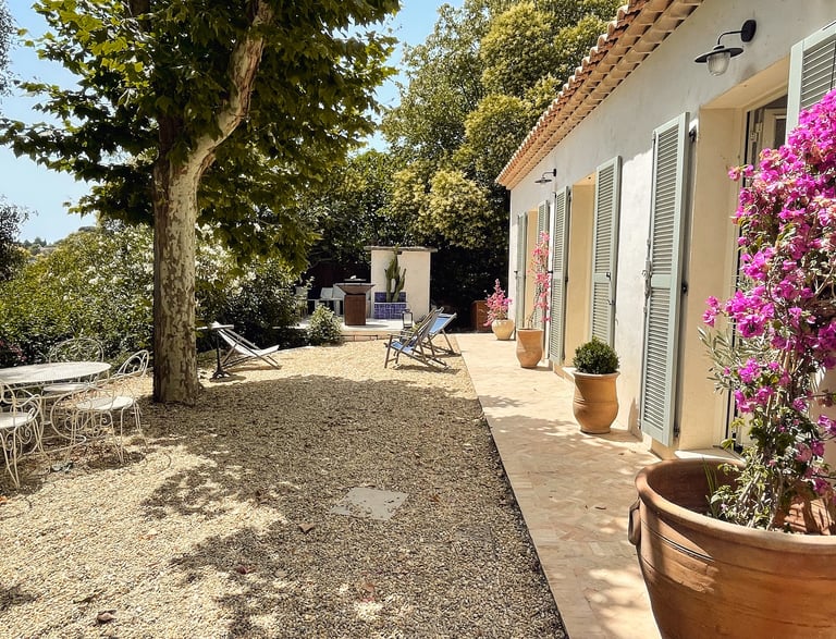Bastide La Courlette Marseille : Maison de vacances haut de gamme, vue panoramique en pleine nature 