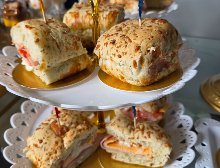 MINI SANDWICHES