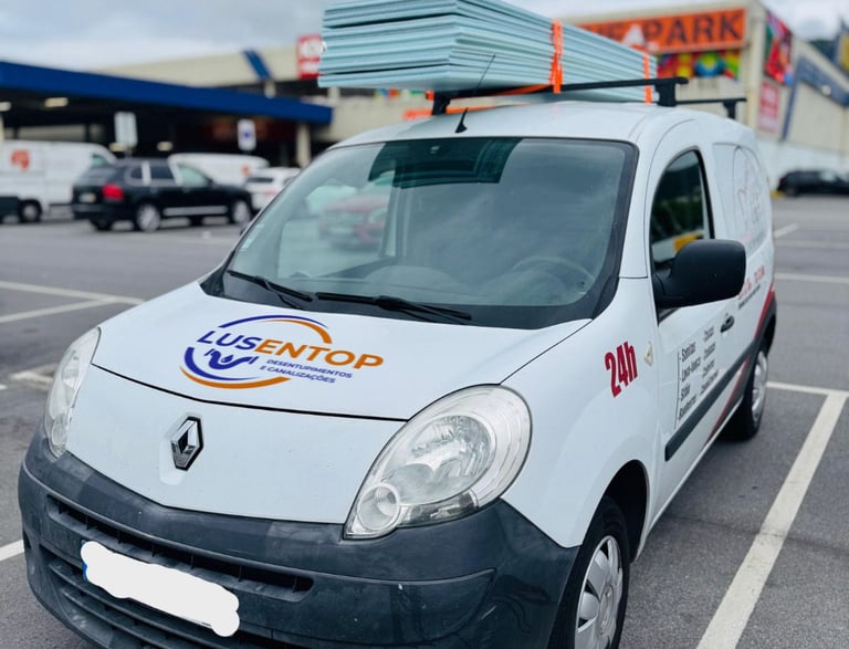 carrinha de serviços