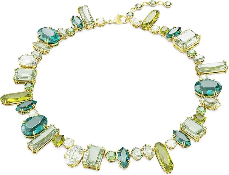 Elegant Bridesmaid Look Emerald Green SWAROVSKI Gema Crystal Necklace Collection