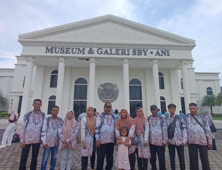 dokumentasi nglencer bareng pemerintah desa kebalandono