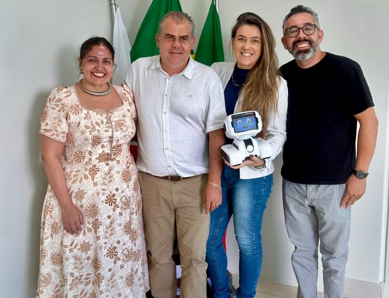 Visita técnica em Prefeitura Municipal de Bom Despacho. Prefeito Fernando Andrade.