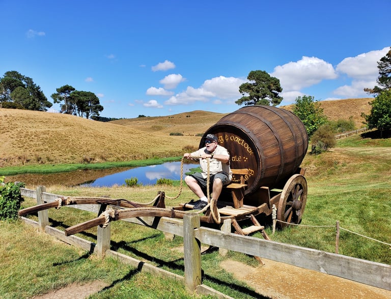 The Pirate brings in the Ale in Hobbiton, New Zealand