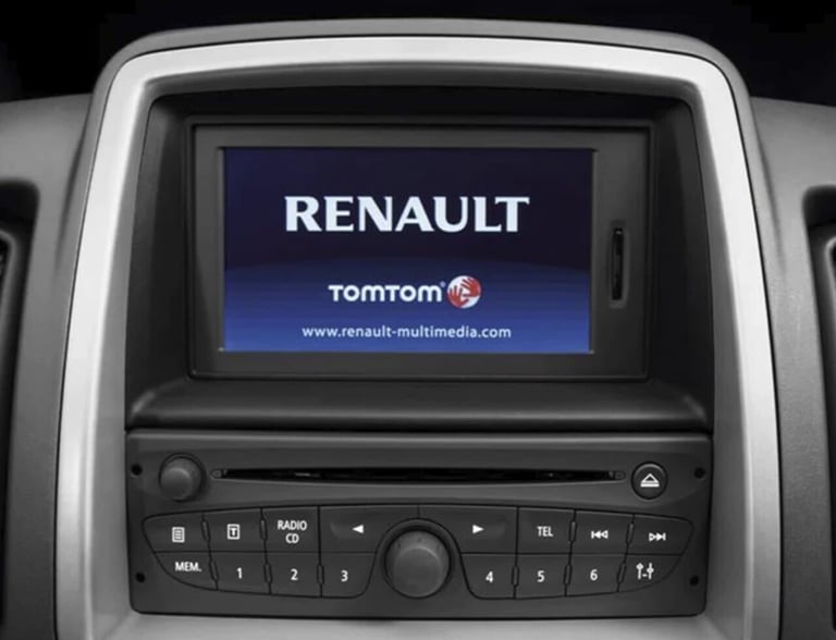 Renault Carminat navigacijos sistema – SD kortelės žemėlapių atnaujinimas