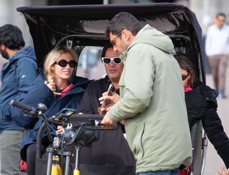 customers from las vegas on bike taxi ride