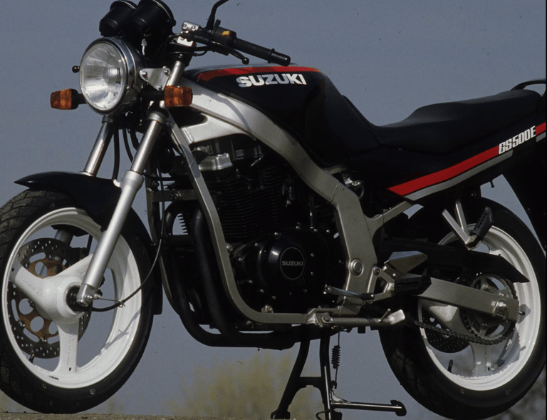 Suzuki GS 500E