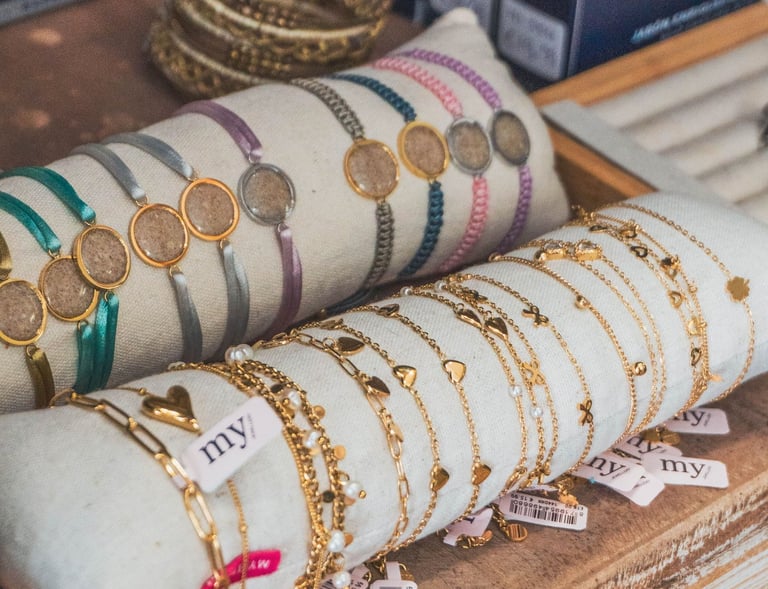 Accesorios y ropa original Ghaliaria Moda Costa Blanca