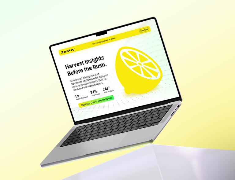 Notebook inclinado exibindo site com fundo amarelo, logotipo Zestly e desenho de limão, destacando a