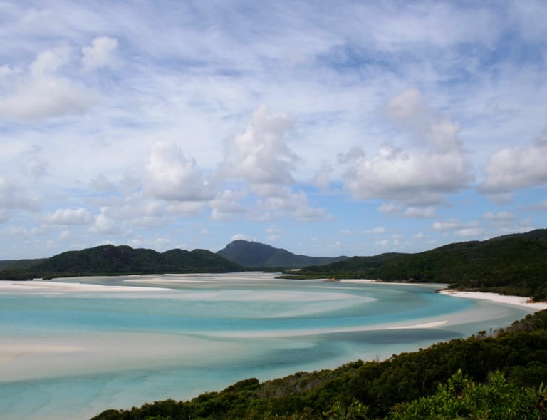 Amazing view of the Hill Inlet at the Whitsunday Islands.
