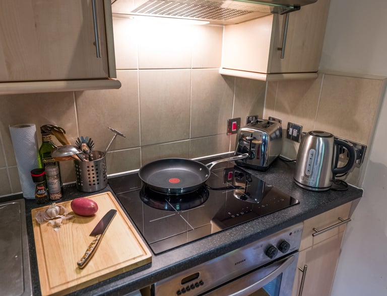 Cooking induction hob grassholm