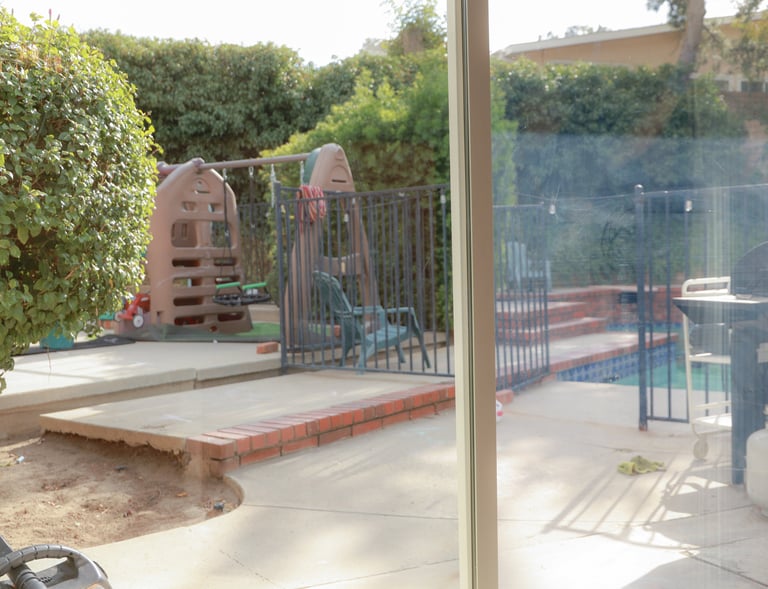 clean windows granada hills 