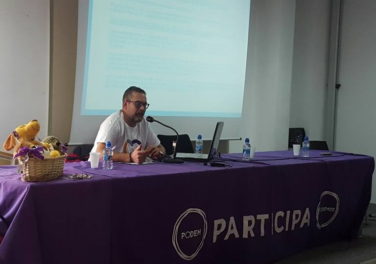 Ernest Belchi impartiendo una conferencia