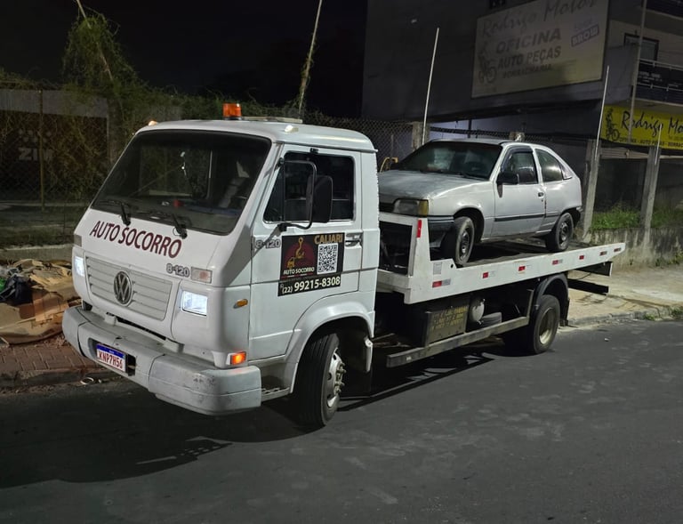 Equipe do Auto Socorro Caliari em atendimento 24h