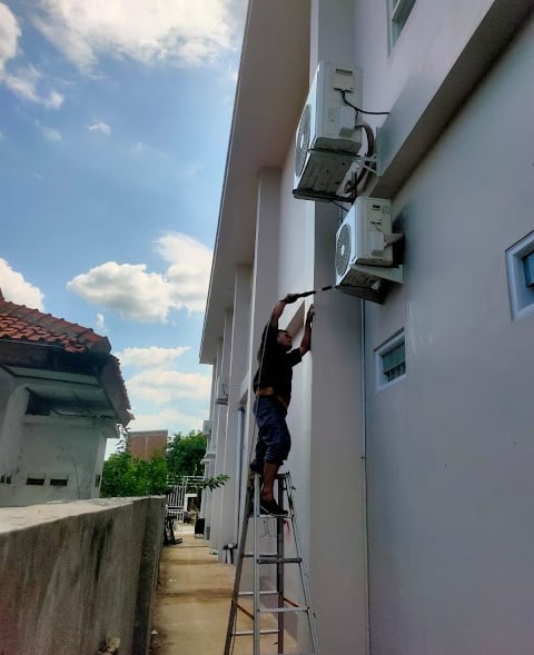Perbaikan dan perawatan AC rumah Anda area jakal- palagan kapan saja 24 jam