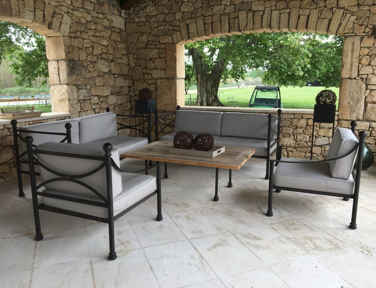 remplacement de la mousse et du tissu déperlanr de ce salon de jardin 