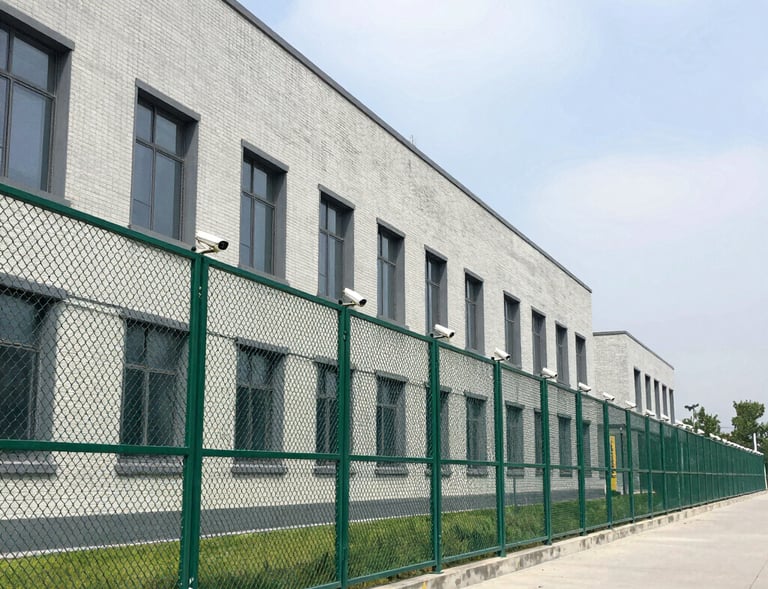 Before-and-after images of a local bakery’s revamped website homepage.