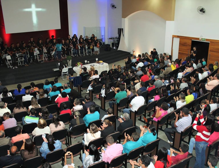 CULTOS NO TEMPLO