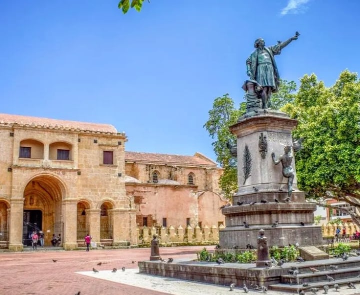 Santo Domingo city tour from Bayahibe with Pac Tour Excursions Bayahibe