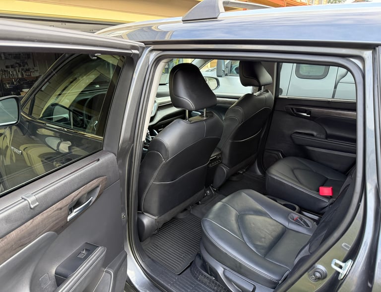 clean passenger side rear seat