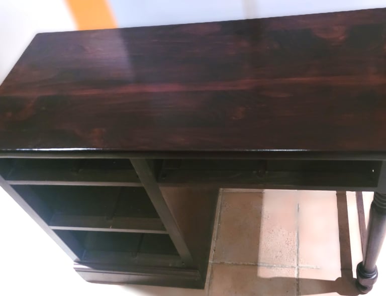 Bureau en pin massif avec plateau rénové